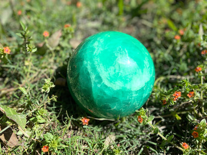 Gigantic Phosphorescent Fluorite Sphere | 6.9kg AAA Collector Crystal | Xianghuapu Mine, Hunan, China | Manifestation