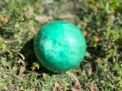 Gigantic Phosphorescent Fluorite Sphere | 6.9kg AAA Collector Crystal | Xianghuapu Mine, Hunan, China | Manifestation