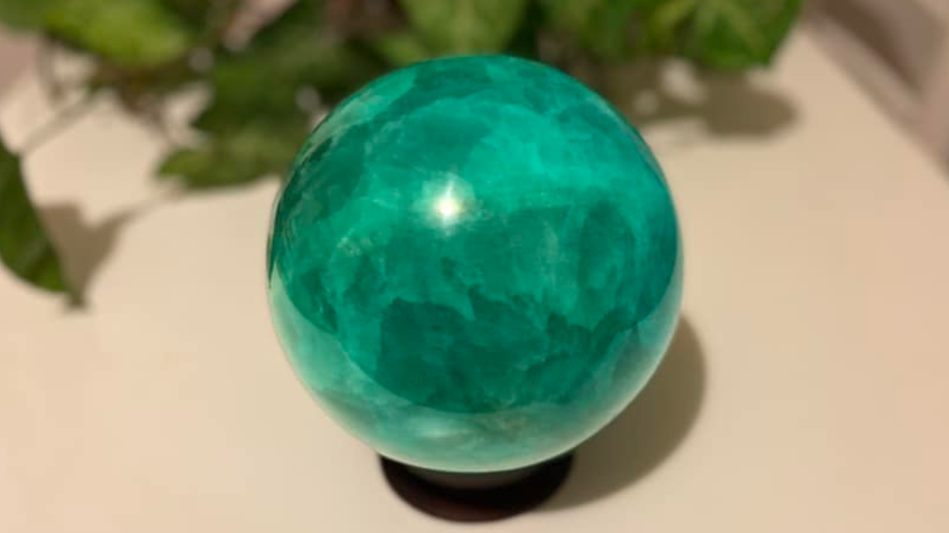 Fluorite Fluorescence Green Sphere