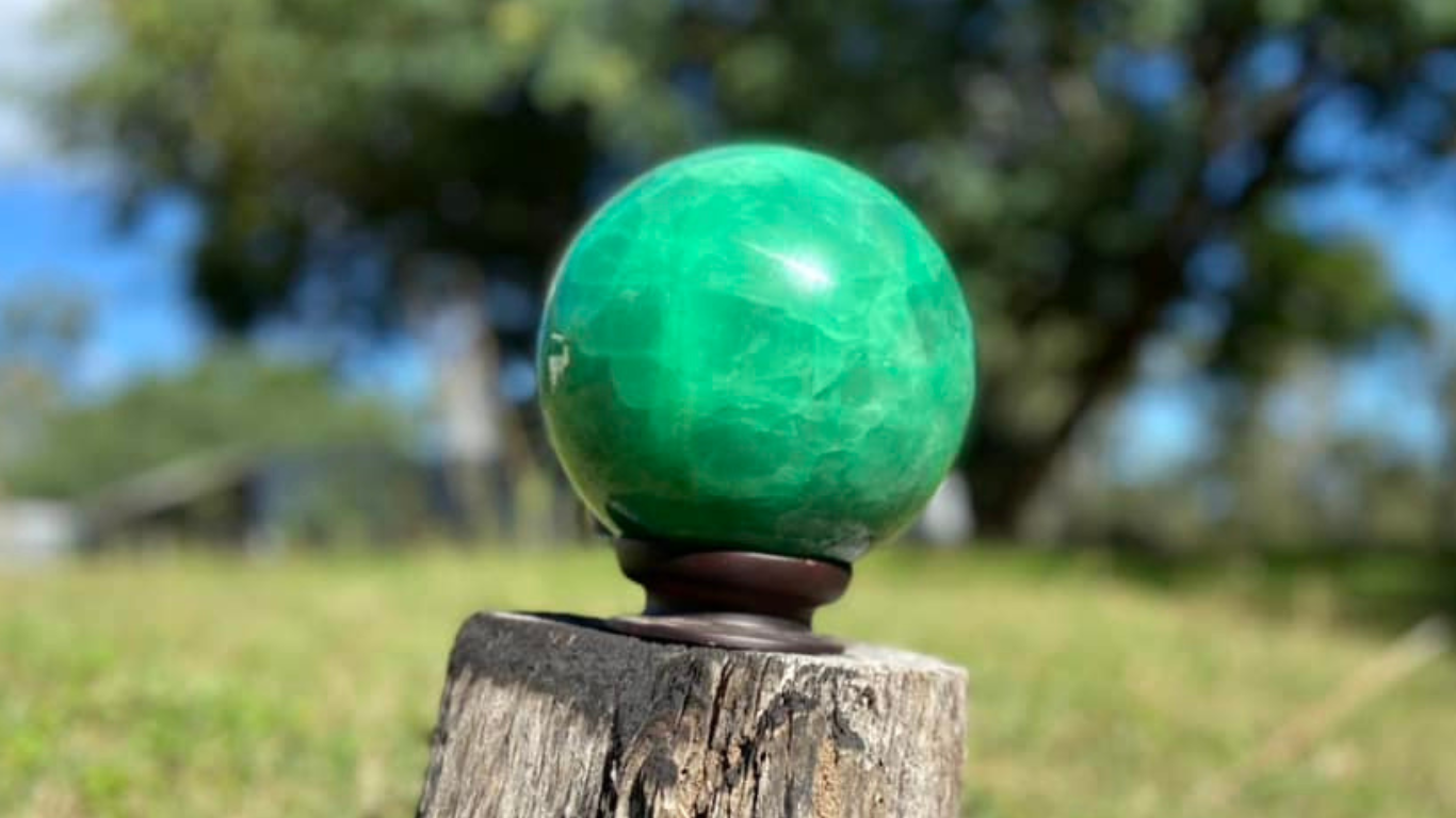 Fluorite Fluorescence Green Sphere