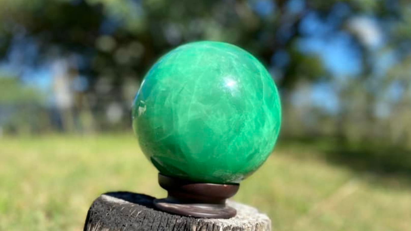 Fluorite Fluorescence Green Sphere