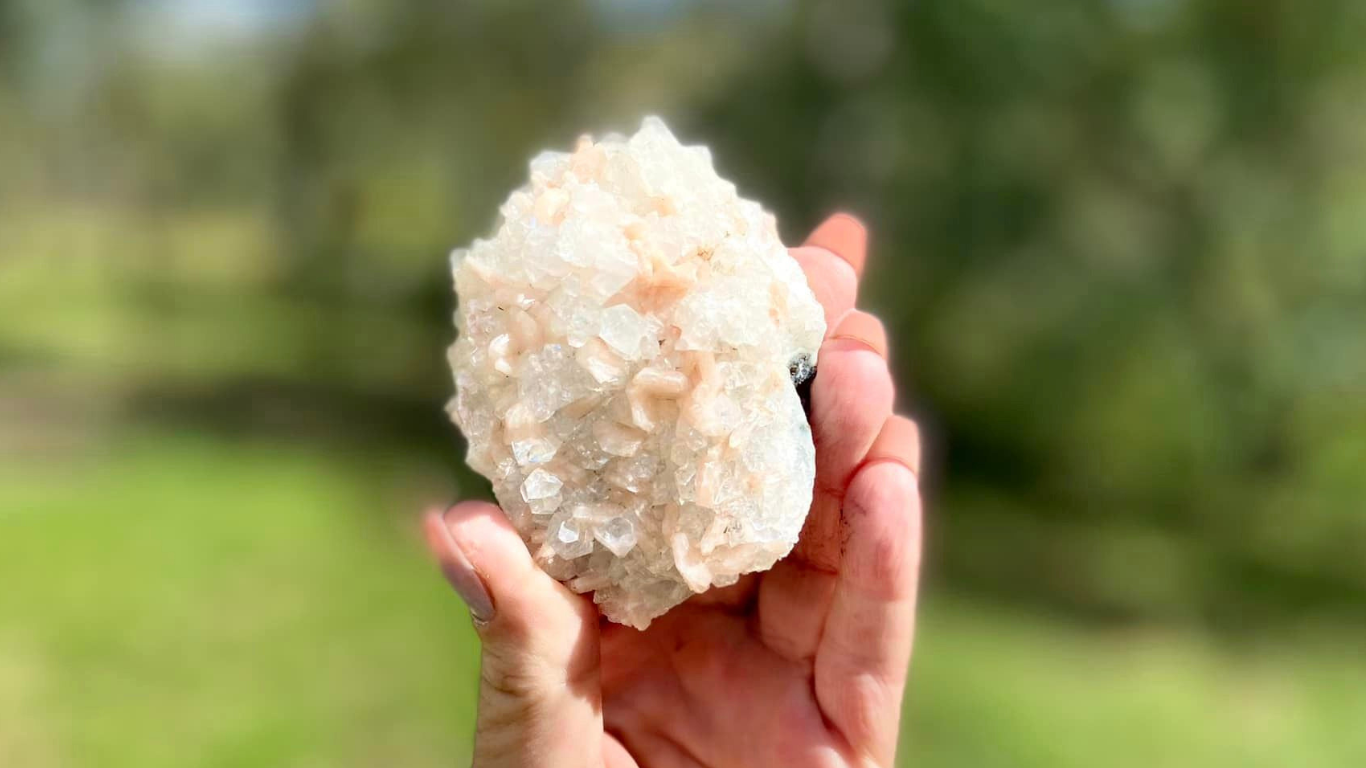 Apophyllite with Peach Stilbite