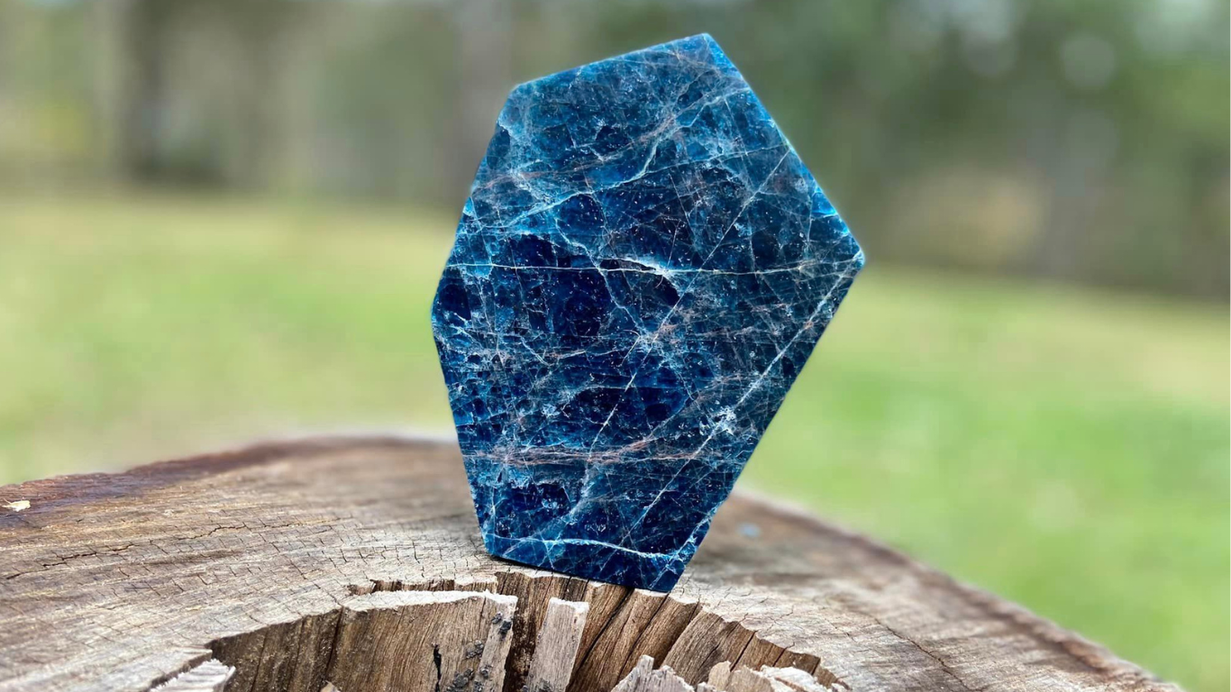 Apatite Freeform