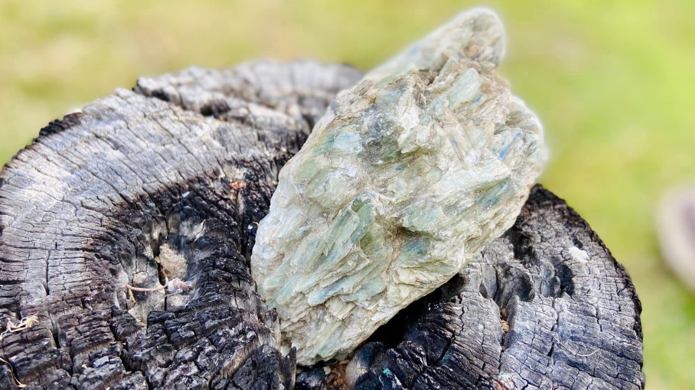 Green Kyanite