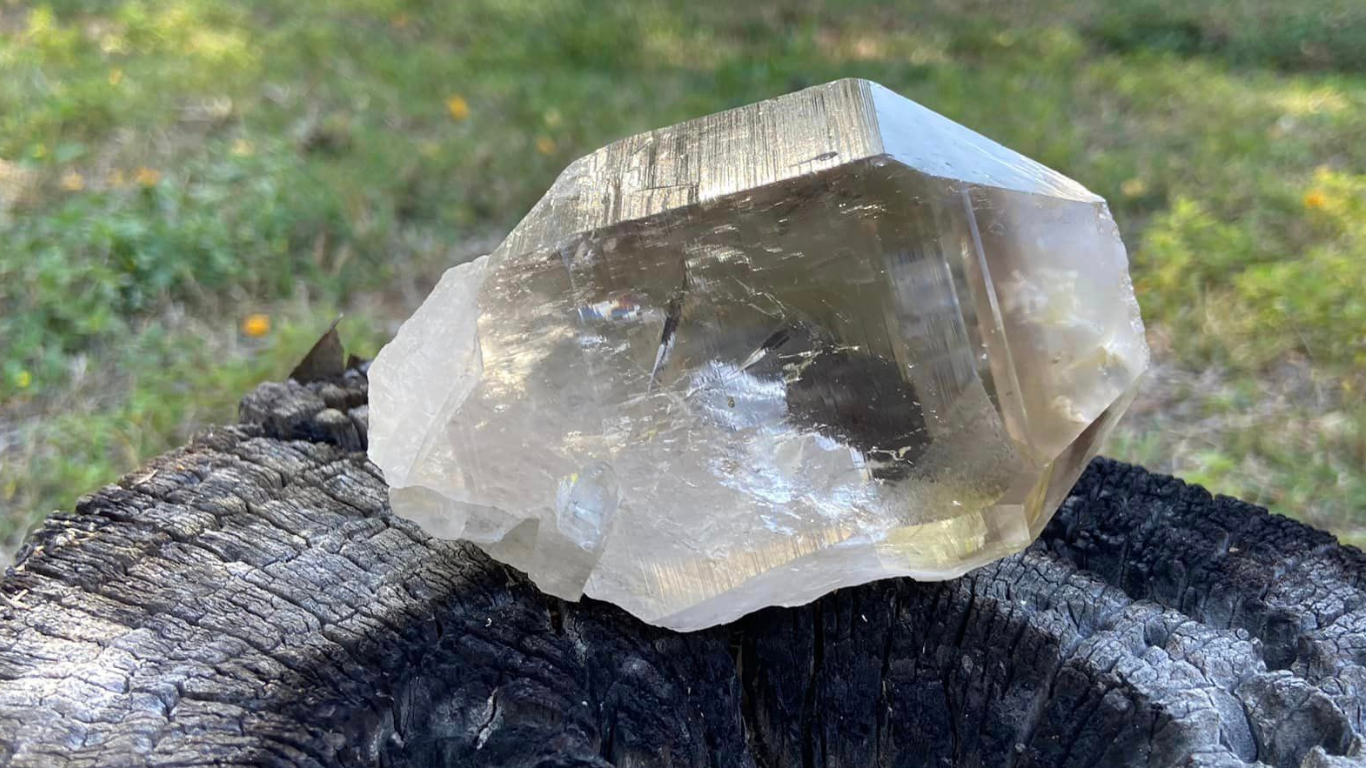 Smokey Quartz Lemurian Piont