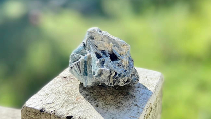 Paraiba Kyanite UV Reactive