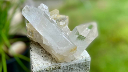 Rare AAA Grade Lemurian Clear Quartz Cluster With Golden Healer |Brazil |Master Healer,Amplifier, Programmer | 787 Grams